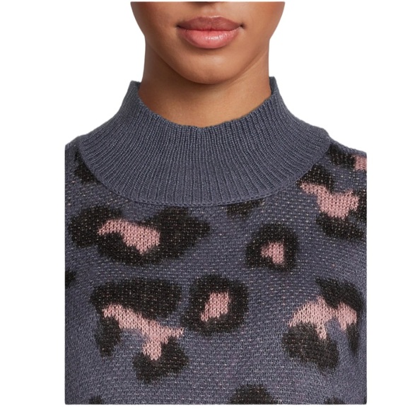 Maternity Pullover Sweater Blue and Pink Animal Cheetah Print by TIME & Tru - Picture 4 of 7